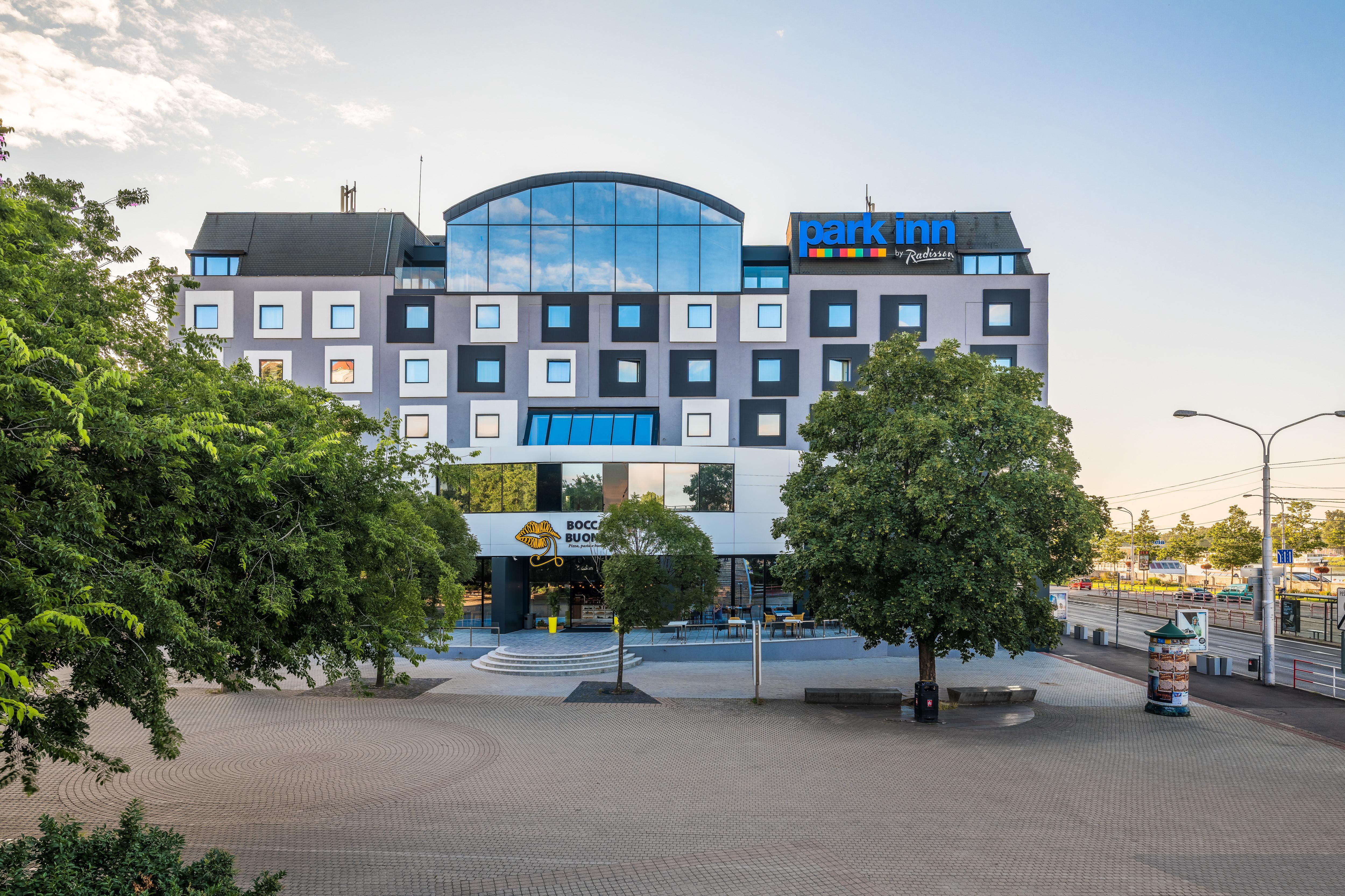 Park Inn By Radisson Danube Bratislava Extérieur photo